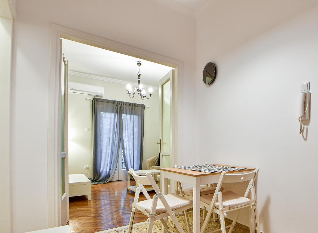 Thiras Lovely Apartment By Zain Athènes Extérieur photo