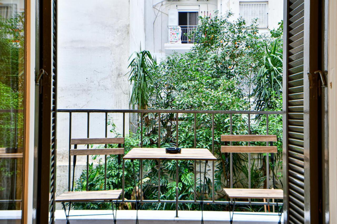 Thiras Lovely Apartment By Zain Athènes Extérieur photo