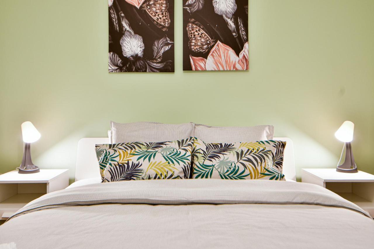 Thiras Lovely Apartment By Zain Athènes Extérieur photo