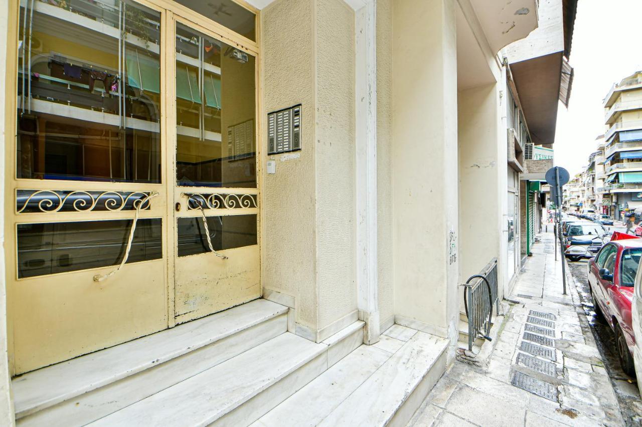 Thiras Lovely Apartment By Zain Athènes Extérieur photo